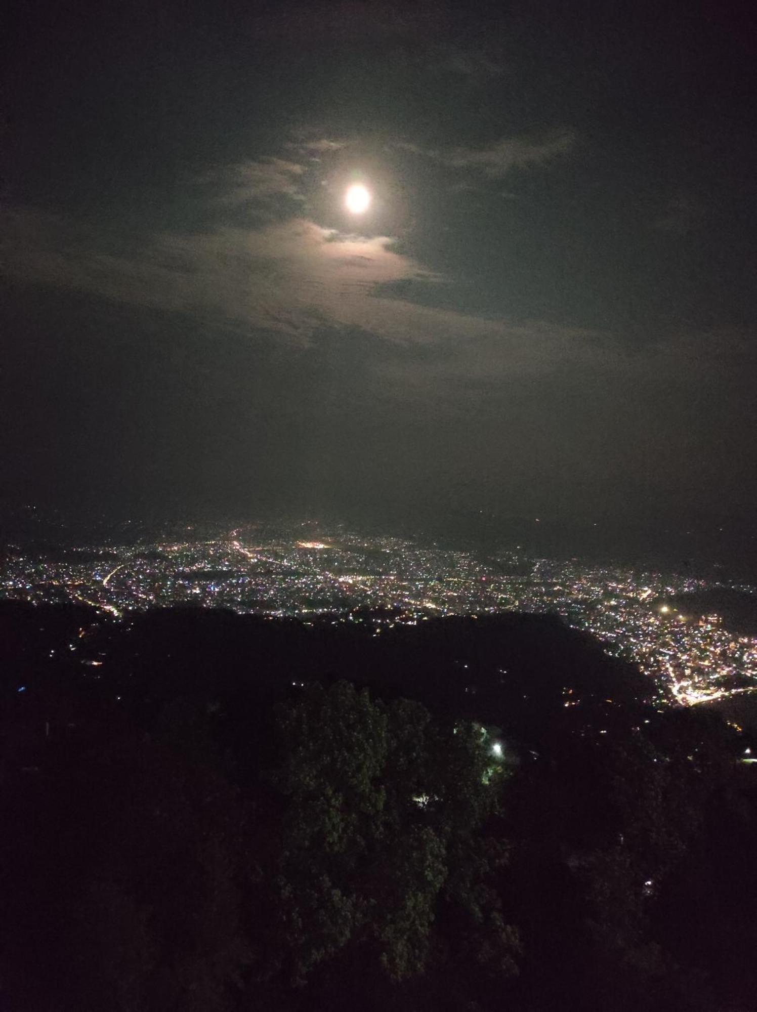 Lake View Lodge Sarangkot Pokhara Esterno foto
